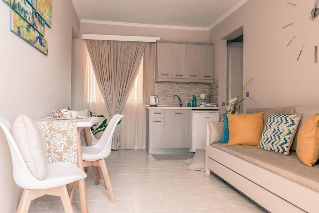 Remvi Deluxe Apartment 202 With Sea View Kerpe Dış mekan fotoğraf